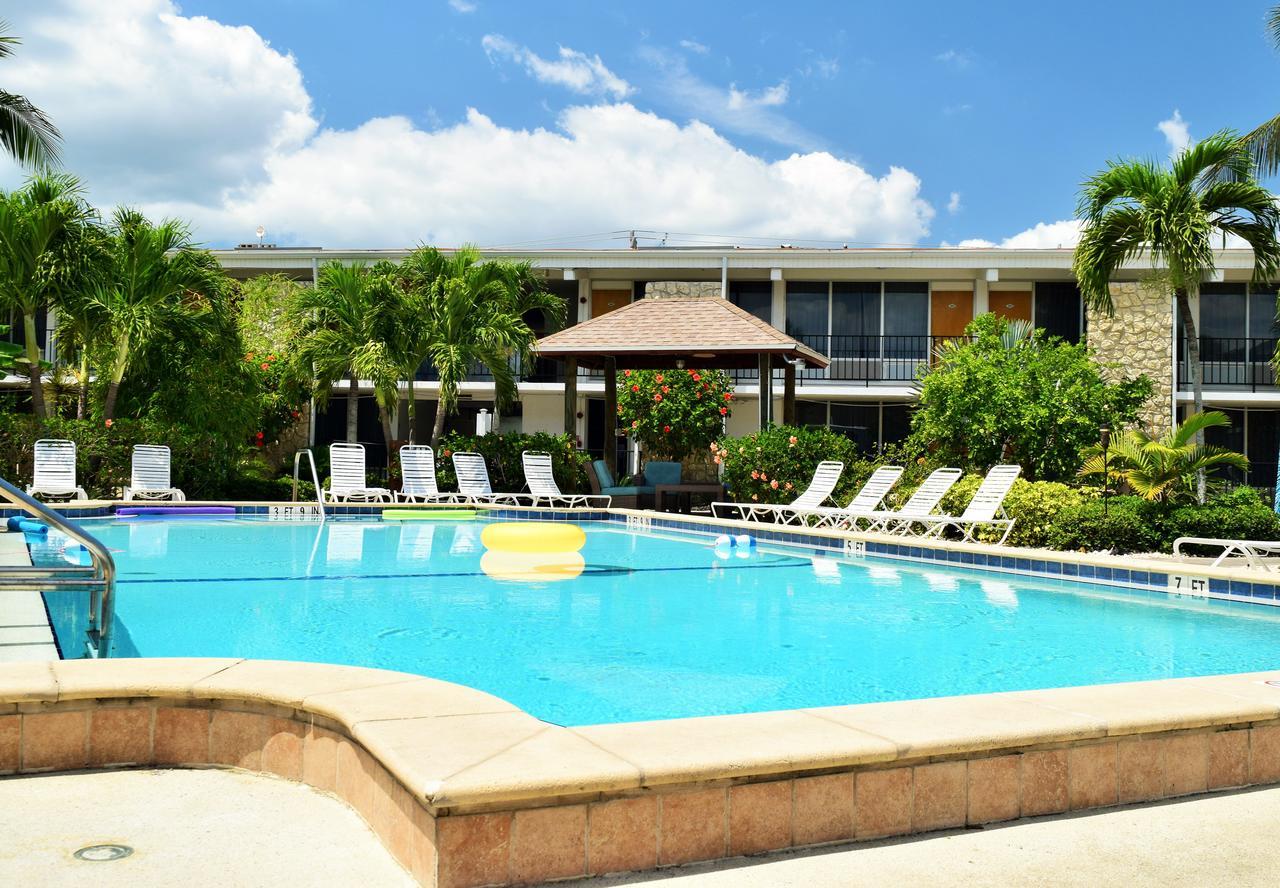 Dolphin Key Resort - Кейп-Корал Экстерьер фото