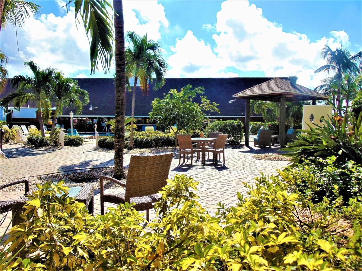 Dolphin Key Resort - Кейп-Корал Экстерьер фото